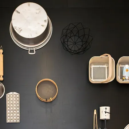 Manzoni 76 * 斯培西亚