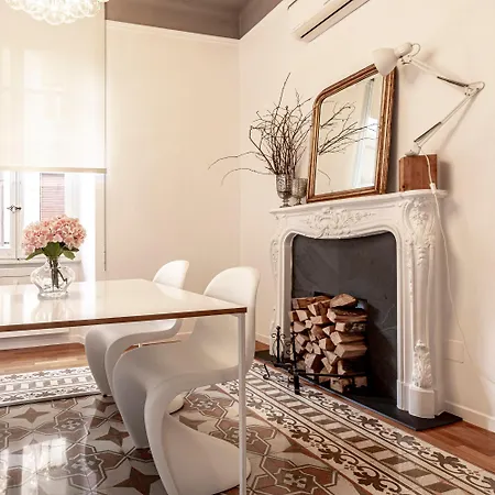 Apartment Manzoni 76 *